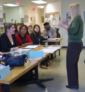 The ILC teacher Kathleen teaching an English class.