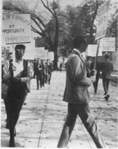 Mattachine Society picketing outside the White House